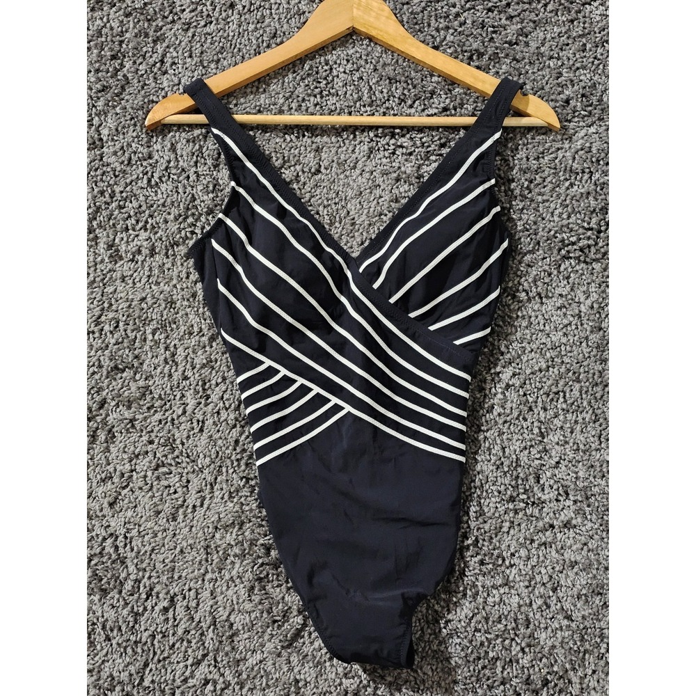 Gottex EE158R Embrace V-Neck Surplice One Piece Swimsuit Size 6